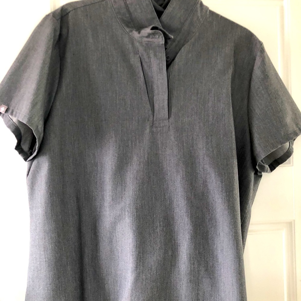 Figs Collar Top